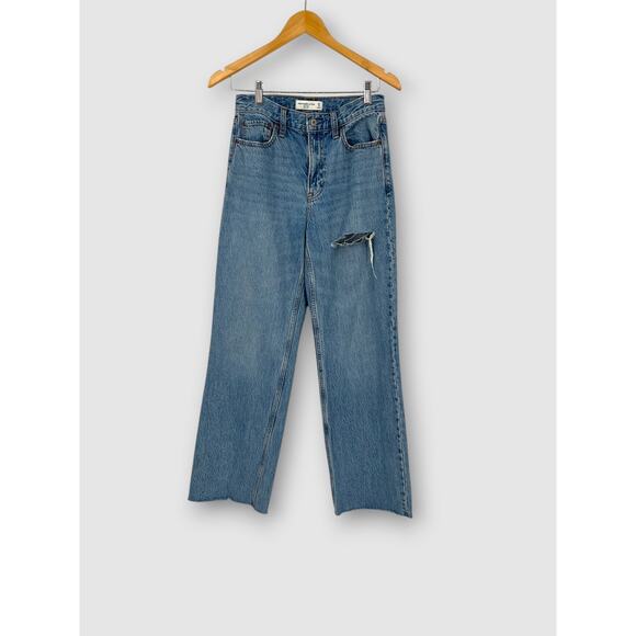 Abercrombie & Fitch Denim - Abercrombie & Fitch The Loose High Rise Jeans Distressed Light Wash Size 25/0R